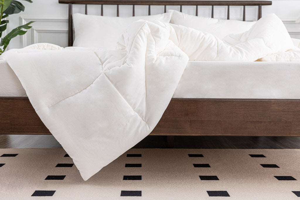 MLILY Soft Washed Down Alternative Comforter
