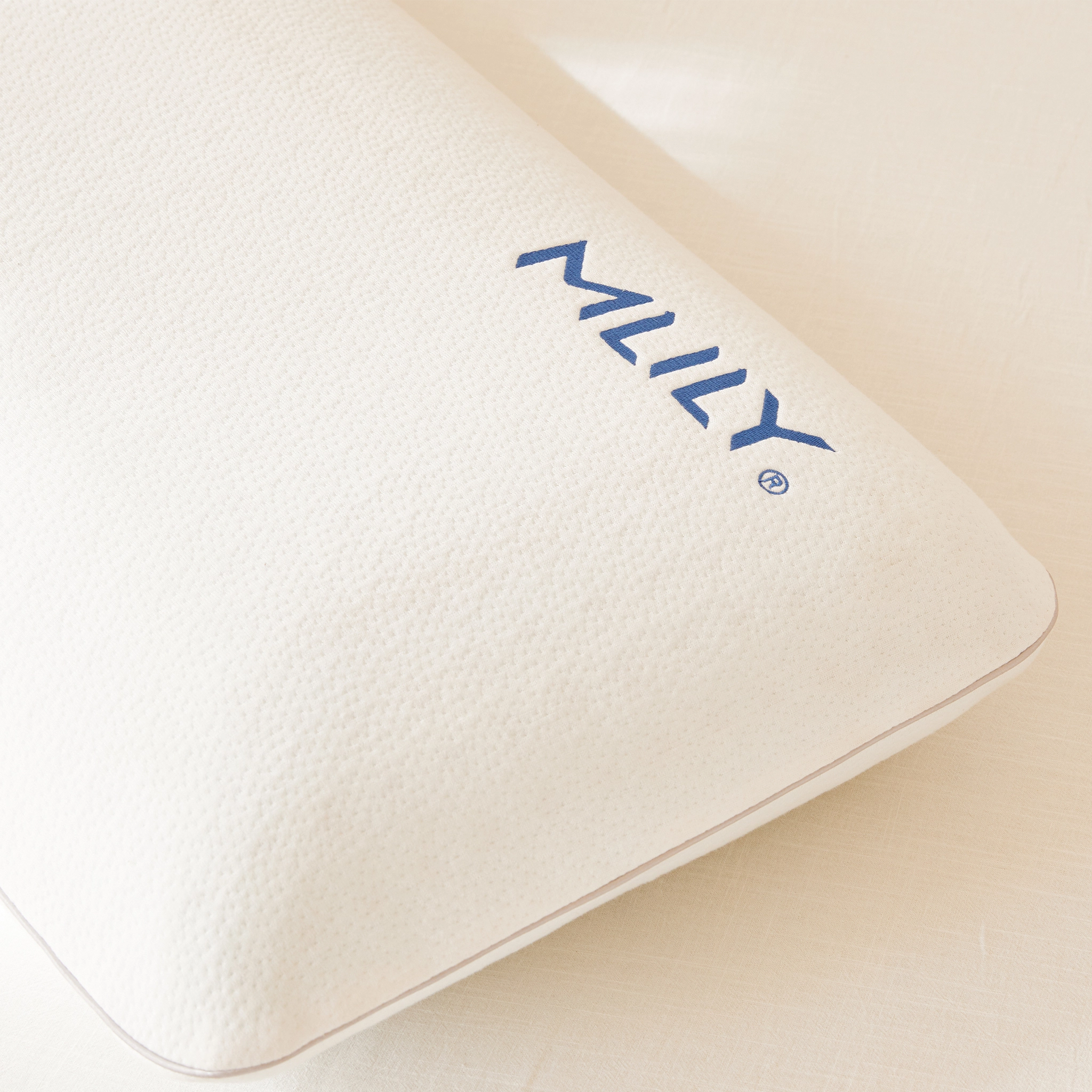 MLILY Serenity Shoulder Pillow